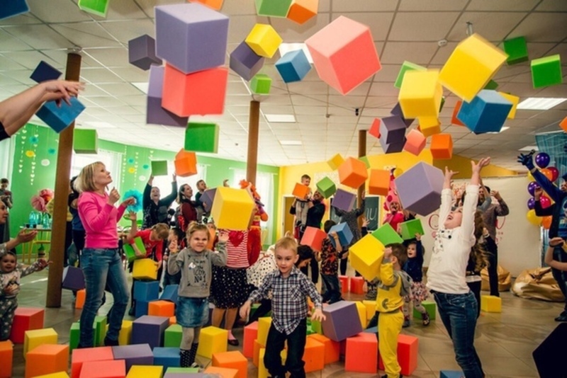 Поролоновое шоу в "Шум-Гам"